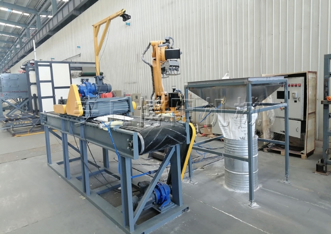 自动拆包机器人+挤压振散装置+袋料整形装置（针对结块物料设计）