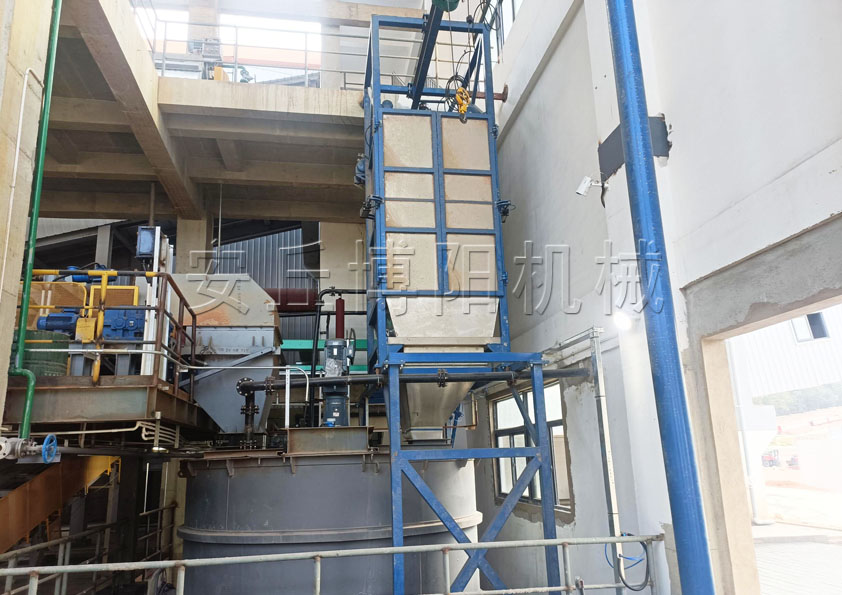 氧化锌吨袋拆包机优势、云南吨袋自动破包机案例