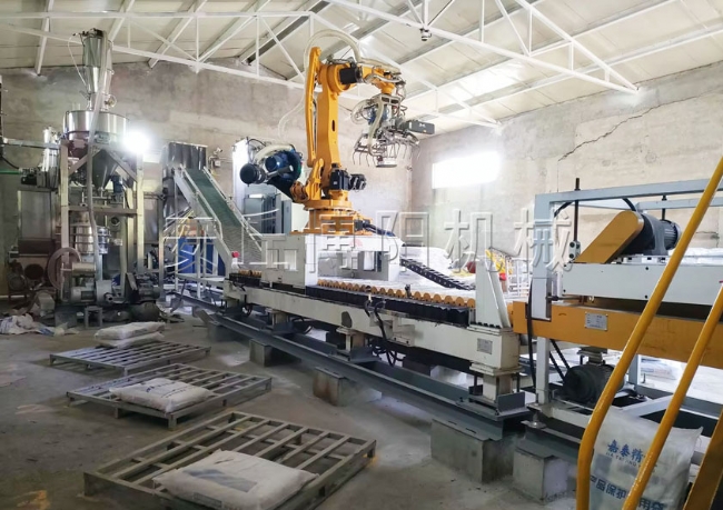 全自动拆包机设备特点    聚丙烯机器人全自动拆包机