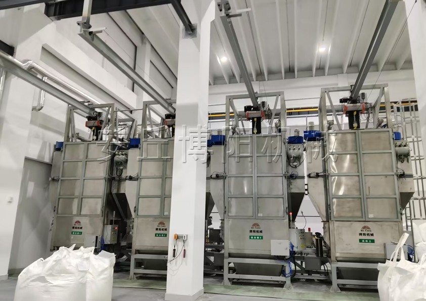 安丘博阳机械吨袋拆包机   尿素吨包破包机案例