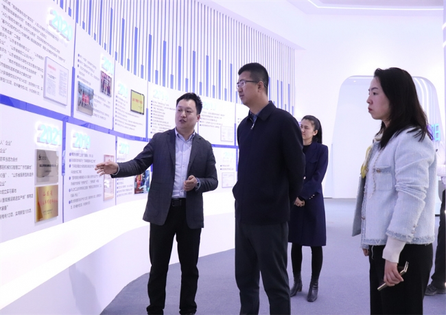 安丘市委副书记（正县级）王强一行莅临安丘博阳机械检查指导工作