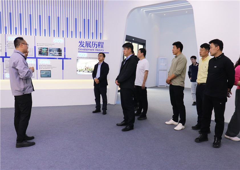 安丘市新生代创业者商会成员一行莅临安丘博阳机械考察交流